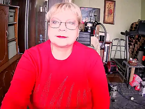 Snapshot of LOLA8888 chatting on 10-15-25, 10:48 LOLA8888 online show from 10-15-25, 10:48