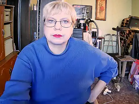 Snapshot of LOLA8888 chatting on 11-02-25, 01:02 LOLA8888 online show from 11-02-25, 01:02