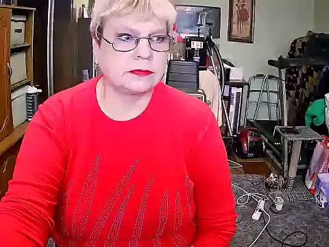 Snapshot of LOLA8888 chatting on 11-08-25, 11:54 LOLA8888 online show from 11-08-25, 11:54