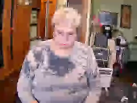 Snapshot of LOLA8888 chatting on 11-12-25, 08:48 LOLA8888 online show from 11-12-25, 08:48