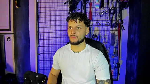 Twisted Fantasy online show from 03-27-26, 03:34