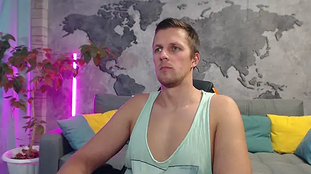 Snapshot of VikingChrisss chatting on 11-08-25, 10:26 VikingChrisss online show from 11-08-25, 10:26