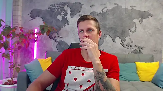 Snapshot of VikingChrisss chatting on 11-11-25, 09:53 VikingChrisss online show from 11-11-25, 09:53