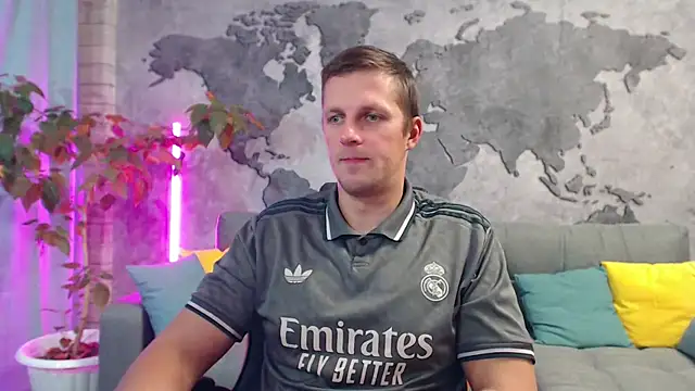 Snapshot of VikingChrisss chatting on 11-13-25, 10:14 VikingChrisss online show from 11-13-25, 10:14