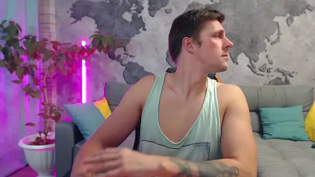 Snapshot of VikingChrisss chatting on 12-17-25, 11:27 VikingChrisss online show from 12-17-25, 11:27