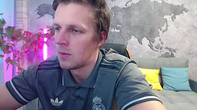 Snapshot of VikingChrisss chatting on 01-14-26, 11:05 VikingChrisss online show from 01-14-26, 11:05