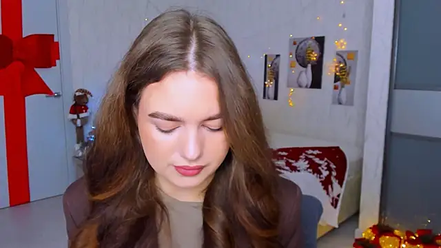 MiracleCurly online show from 01-31-25, 01:33