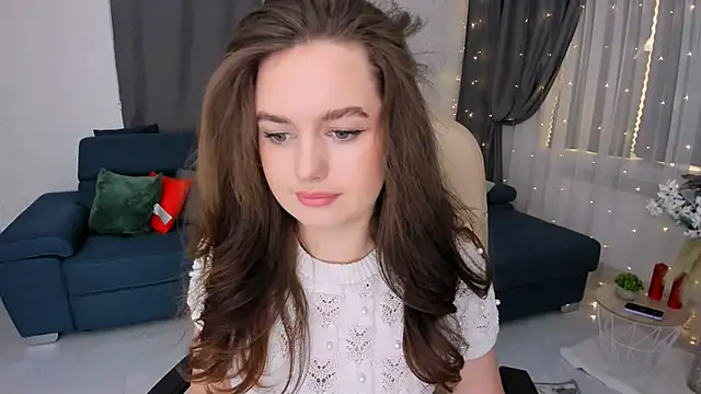 MiracleCurly online show from 02-06-25, 10:37