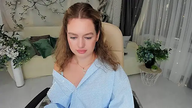 MiracleCurly online show from 09-14-25, 10:03