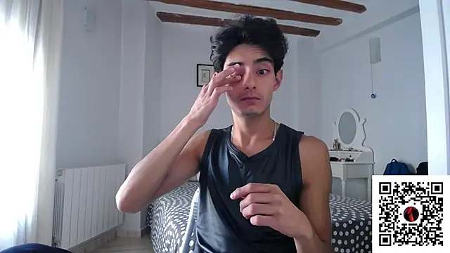 Snapshot of MagnoZaniah chatting on 10-23-25, 03:11 MagnoZaniah online show from 10-23-25, 03:11