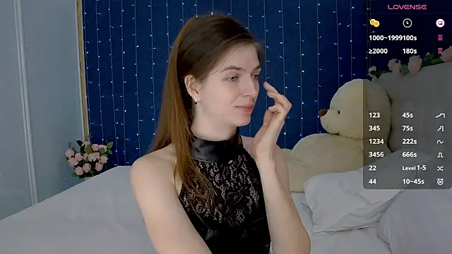 -Mirror-Girl- online show from 01-31-25, 01:12