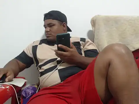 PONSE LATINO online show from 10-13-25, 04:40