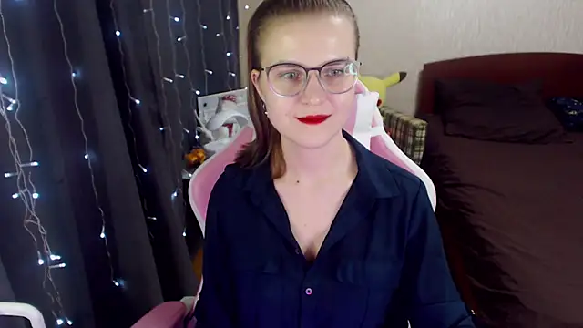 MissBrightShine online show from 01-19-25, 04:57