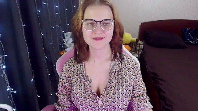 MissBrightShine online show from 01-28-25, 01:27