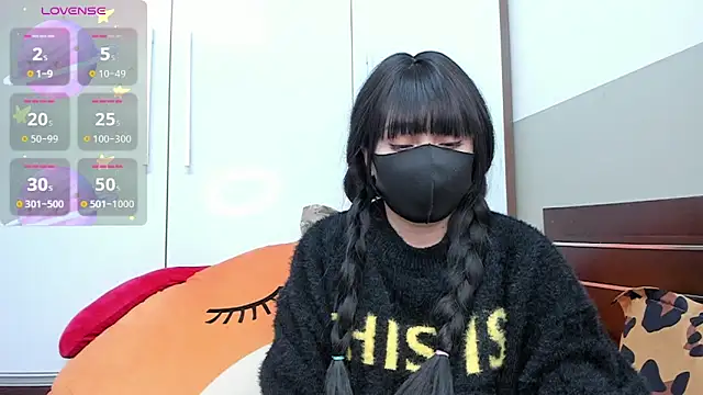 alonelove   online show from 02-12-25, 06:51