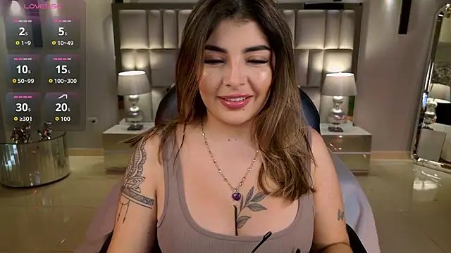 LisaMonroe  online show from 12-19-25, 08:49