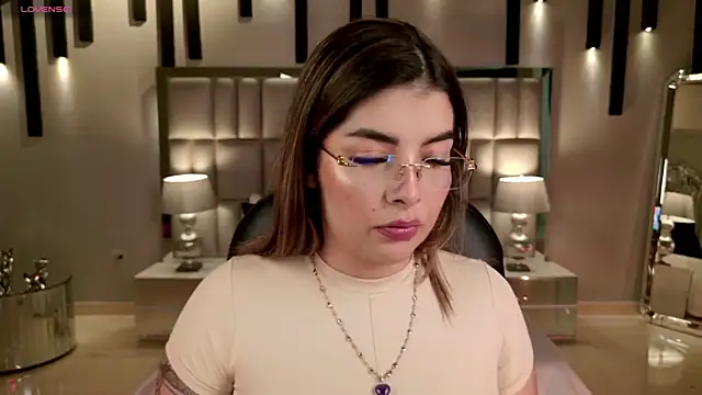 LisaMonroe  online show from 12-20-25, 08:27