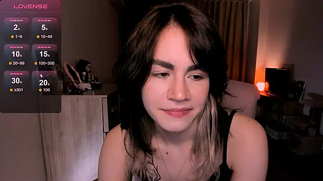 Snapshot of _selectrra chatting on 02-28-25, 11:58  selectrra online show from 02-28-25, 11:58