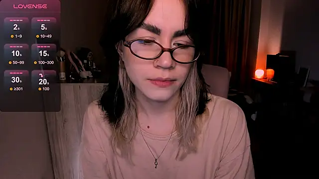 Snapshot of _selectrra chatting on 03-06-25, 11:36  selectrra online show from 03-06-25, 11:36