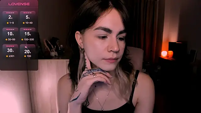 Snapshot of _selectrra chatting on 03-11-25, 01:01  selectrra online show from 03-11-25, 01:01