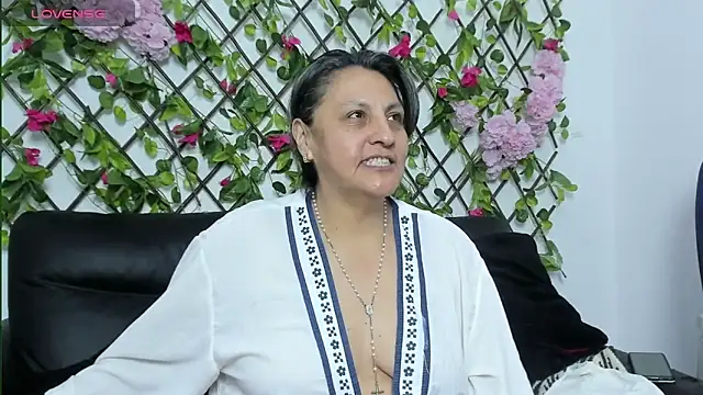 merlyna goldens online show from 10-20-25, 11:38