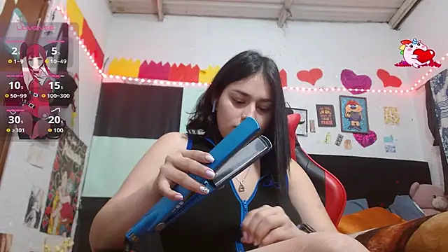 Snapshot of Saray_extrovert_ chatting on 02-04-26, 03:56 Saray extrovert online show from 02-04-26, 03:56