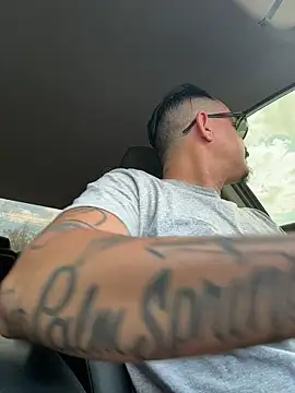 Snapshot of PeterGrandee chatting on 10-09-25, 07:34 PeterGrandee online show from 10-09-25, 07:34