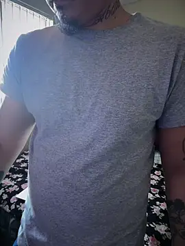 Snapshot of PeterGrandee chatting on 11-19-25, 08:31 PeterGrandee online show from 11-19-25, 08:31