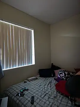 Snapshot of PeterGrandee chatting on 11-26-25, 08:43 PeterGrandee online show from 11-26-25, 08:43