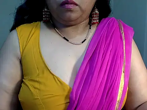 Snapshot of soniasharma0223 chatting on 02-12-25, 05:58 soniasharma0223 online show from 02-12-25, 05:58