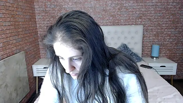 Holliy Cooper online show from 12-27-24, 02:01