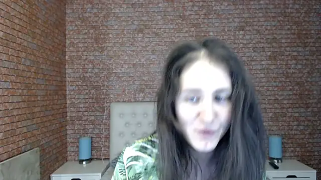 Holliy Cooper online show from 12-30-24, 03:13