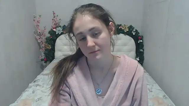 Holliy Cooper online show from 01-16-25, 03:35