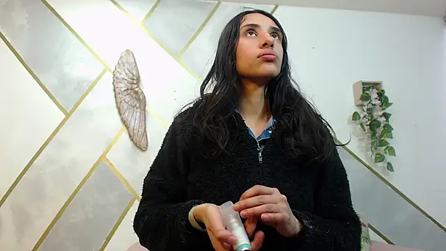 RoxanaCyrano  online show from 11-11-25, 07:25