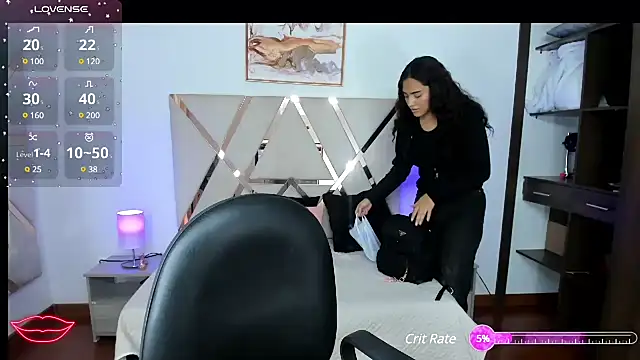 carolynne18 online show from 01-14-25, 12:24