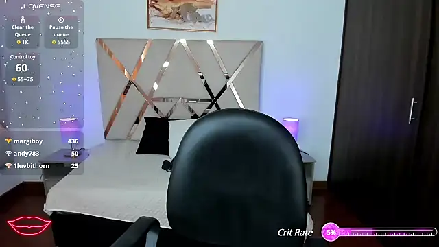 carolynne18 online show from 01-20-25, 03:07