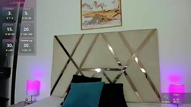 carolynne18 online show from 09-29-25, 12:21