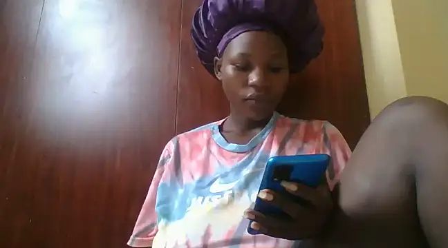 prettychic5 online show from 12-24-24, 06:33