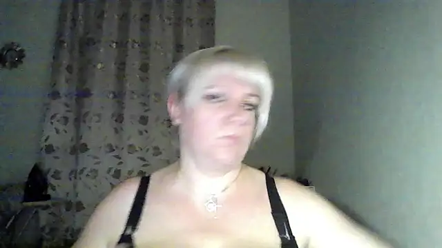 Snapshot of MeilomaWesa chatting on 11-05-25, 02:17 MeilomaWesa online show from 11-05-25, 02:17