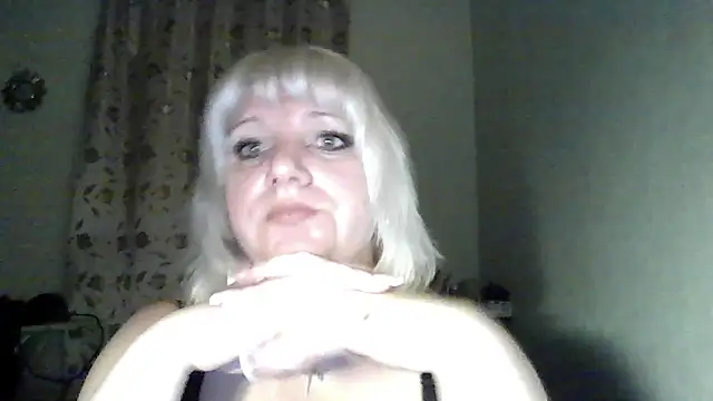 Snapshot of MeilomaWesa chatting on 11-18-25, 06:34 MeilomaWesa online show from 11-18-25, 06:34