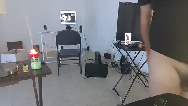 Snapshot of Peachestabby147 chatting on 10-26-25, 09:31 Peachestabby147 online show from 10-26-25, 09:31