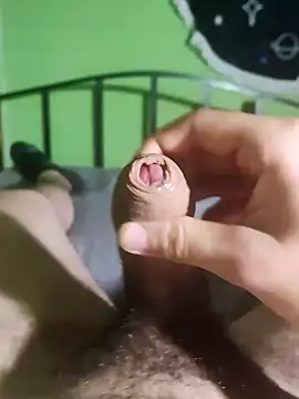 andrebon201 online show from 01-04-25, 06:41