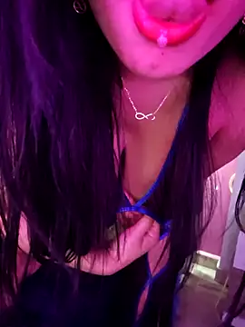 Zeina2024 online show from 09-13-25, 08:58