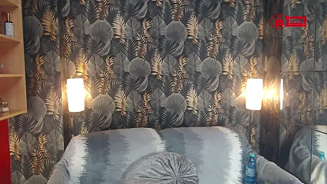 Snapshot of jessthewicked chatting on 12-22-24, 08:58 jessthewicked online show from 12-22-24, 08:58