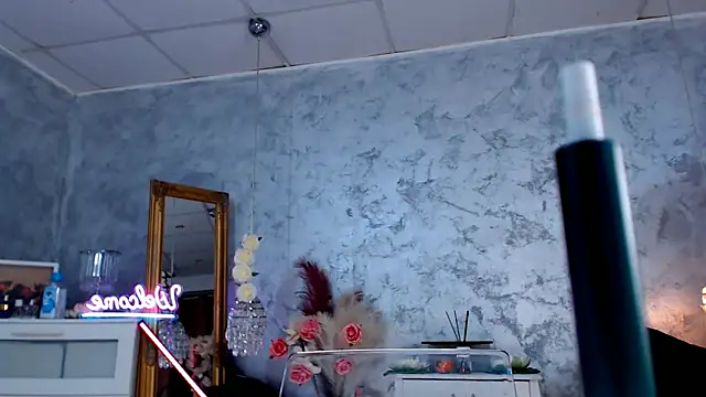 Snapshot of yuukenzi chatting on 12-13-24, 05:16 yuukenzi online show from 12-13-24, 05:16