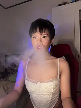 Snapshot of Plaxtique chatting on 02-04-26, 04:46 Plaxtique online show from 02-04-26, 04:46