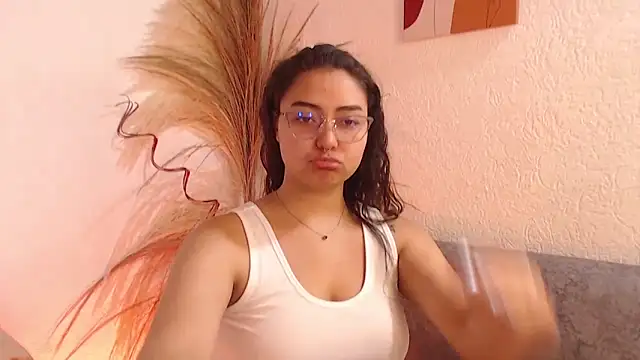  Kim  M online show from 04-02-26, 02:37