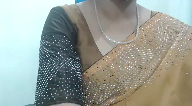 Lovely Siri 23 online show from 01-11-25, 10:40