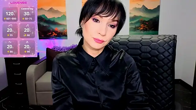 Snapshot of Sofia_Ford chatting on 10-28-25, 01:25 Sofia Ford online show from 10-28-25, 01:25