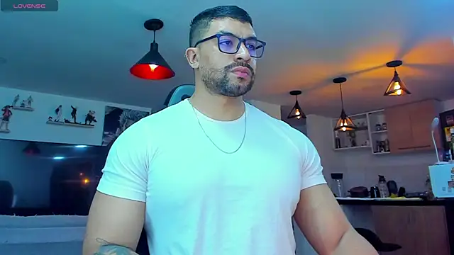 Michael Diamond online show from 12-30-24, 01:15